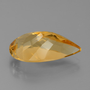 7.46カラットの天然ダークゴールデンシトリン（18.7×10.1 mm・洋梨の形）