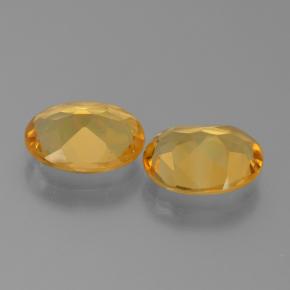 4.75カラットの天然ミディアム薄いオレンジゴールドシトリン（9.9×8 mm・オーバルカット）