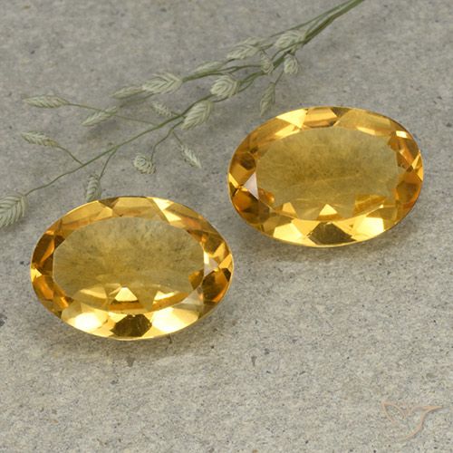 Shop natural 9.32ct ミディアムダークゴールデン シトリン gems, 楕円形, from ブラジル at GemSelect. In stock, global shipping!