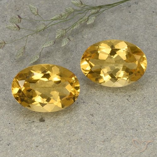 Shop natural 10.76ct ミディアム薄いゴールデン シトリン gems, 楕円形, from ブラジル at GemSelect. In stock, global shipping!