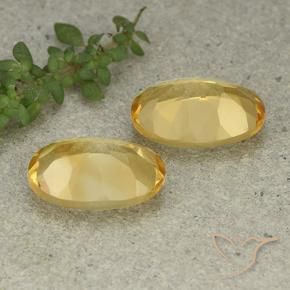 Shop natural 9.53ct ミディアム薄いゴールデン シトリン gems, 楕円形, from ブラジル at GemSelect. In stock, global shipping!
