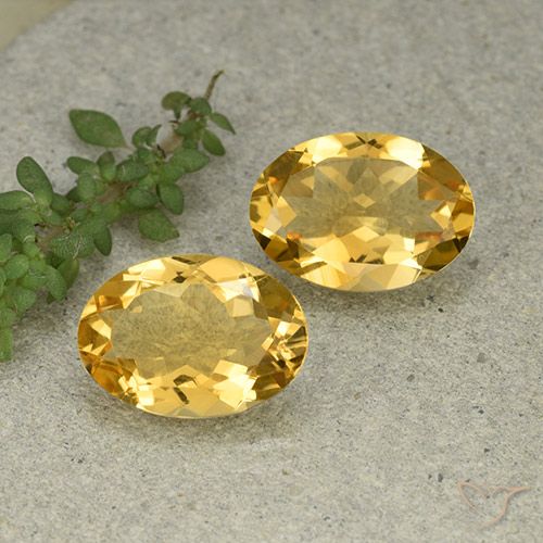 Shop natural 9.63ct ミディアム薄いゴールデン シトリン gems, 楕円形, from ブラジル at GemSelect. In stock, global shipping!