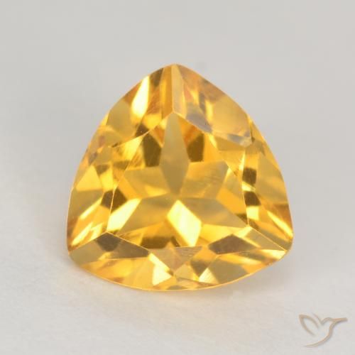 1.10カラットの天然ミディアムゴールドシトリン（6.9×6.8 mm・トリリアント）