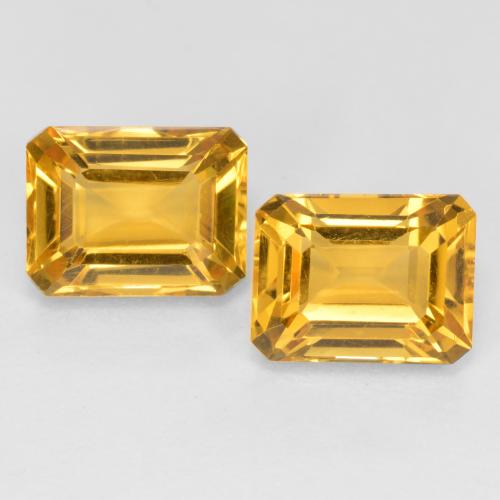 3.53カラットの天然濃いゴールデンオレンジシトリン（8×6.2 mm・エメラルドカット）