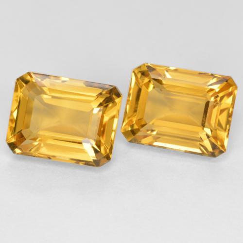 3.53カラットの天然濃いゴールデンオレンジシトリン（8×6.2 mm・エメラルドカット）
