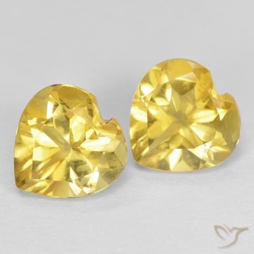 Shop natural 1.37ct ミディアムイエロー シトリン gems, 心臓, from ブラジル at GemSelect. In stock, global shipping!