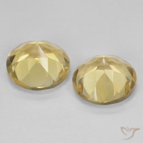 Shop natural 2.55ct 薄いゴールド シトリン gems, ラウンド, from ブラジル at GemSelect. In stock, global shipping!