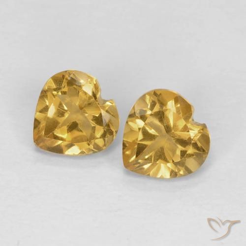 Shop natural 0.82ct ライトゴールド シトリン gems, 心臓, from ブラジル at GemSelect. In stock, global shipping!