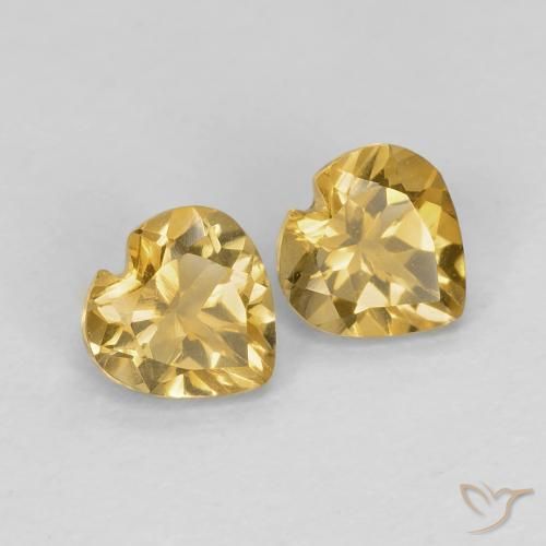 Shop natural 0.79ct ライトゴールド シトリン gems, 心臓, from ブラジル at GemSelect. In stock, global shipping!