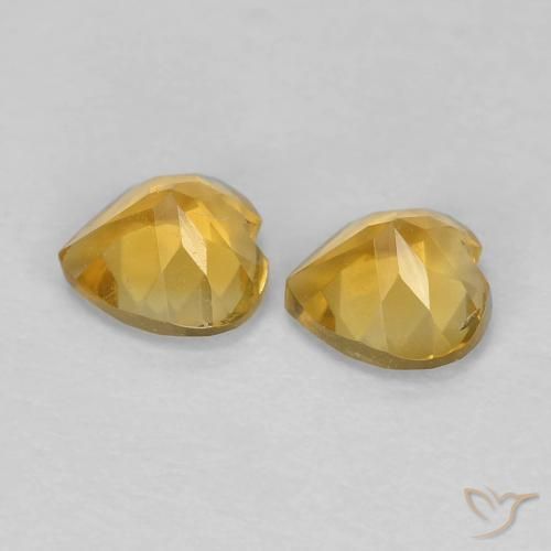 Shop natural 0.87ct ゴールドオレンジ シトリン gems, 心臓, from ブラジル at GemSelect. In stock, global shipping!