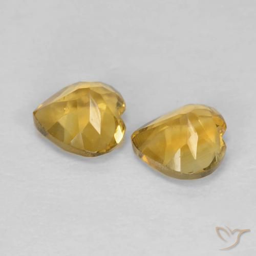 Shop natural 0.84ct ゴールドオレンジ シトリン gems, 心臓, from ブラジル at GemSelect. In stock, global shipping!