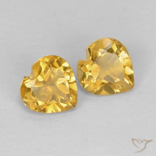Shop natural 0.88ct ミディアムゴールデン シトリン gems, 心臓, from ブラジル at GemSelect. In stock, global shipping!