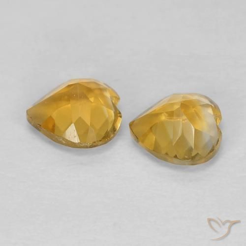Shop natural 0.88ct ミディアムゴールデン シトリン gems, 心臓, from ブラジル at GemSelect. In stock, global shipping!