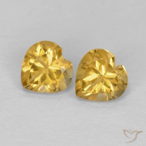 Shop natural 0.89ct ゴールドオレンジ シトリン gems, 心臓, from ブラジル at GemSelect. In stock, global shipping!