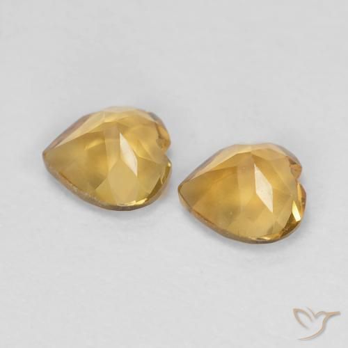 Shop natural 0.80ct 濃いゴールデンオレンジ シトリン gems, 心臓, from ブラジル at GemSelect. In stock, global shipping!