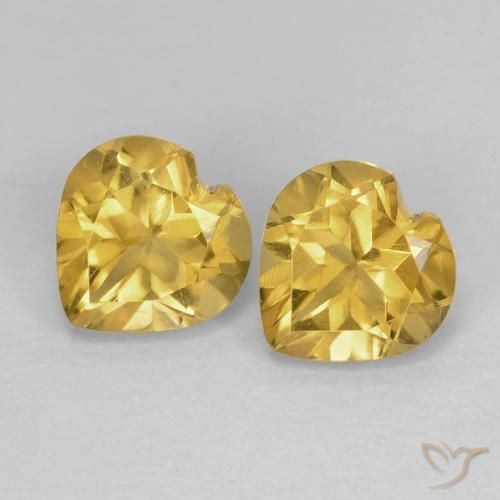 Shop natural 1.53ct ミディアムゴールド シトリン gems, 心臓, from ブラジル at GemSelect. In stock, global shipping!