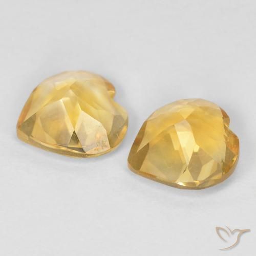 Shop natural 1.21ct ライトイエロー シトリン gems, 心臓, from ブラジル at GemSelect. In stock, global shipping!