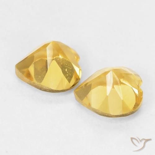 Shop natural 0.90ct トップゴールド シトリン gems, 心臓, from ブラジル at GemSelect. In stock, global shipping!