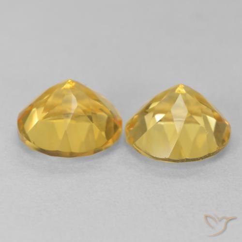 Shop natural 3.57ct ミディアムゴールデン シトリン gems, ラウンド, from ブラジル at GemSelect. In stock, global shipping!