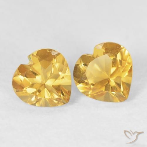 Shop natural 0.90ct 明るいゴールド シトリン gems, 心臓, from ブラジル at GemSelect. In stock, global shipping!