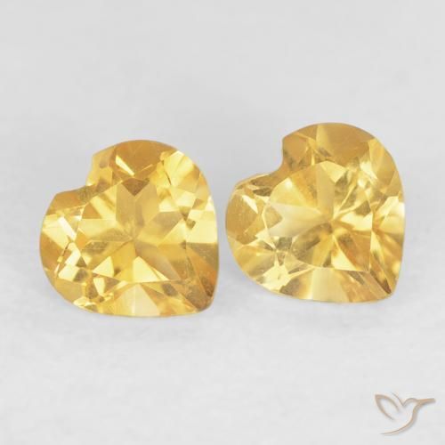 Shop natural 0.90ct 明るいゴールド シトリン gems, 心臓, from ブラジル at GemSelect. In stock, global shipping!