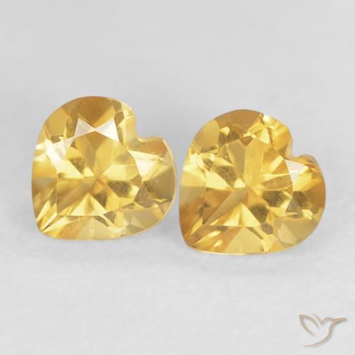 Shop natural 0.96ct 濃いゴールド シトリン gems, 心臓, from ブラジル at GemSelect. In stock, global shipping!