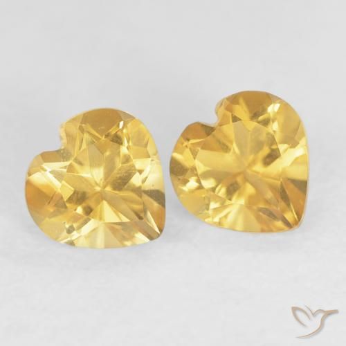 Shop natural 0.96ct 濃いゴールド シトリン gems, 心臓, from ブラジル at GemSelect. In stock, global shipping!