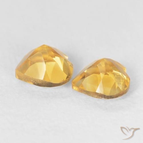 Shop natural 0.82ct Medium Dark-Golden シトリン gems, 心臓, from ブラジル at GemSelect. In stock, global shipping!