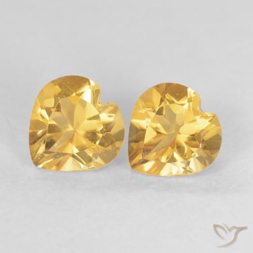 Shop natural 0.88ct 濃いゴールデンオレンジ シトリン gems, 心臓, from ブラジル at GemSelect. In stock, global shipping!
