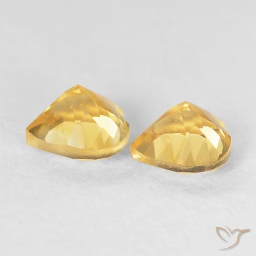 Shop natural 0.88ct 濃いゴールデンオレンジ シトリン gems, 心臓, from ブラジル at GemSelect. In stock, global shipping!