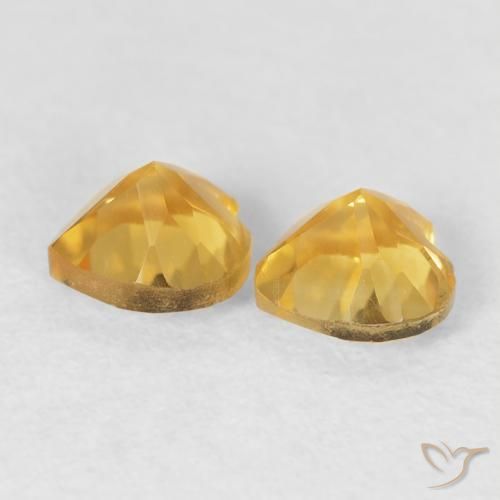 Shop natural 0.95ct ゴールド シトリン gems, 心臓, from ブラジル at GemSelect. In stock, global shipping!