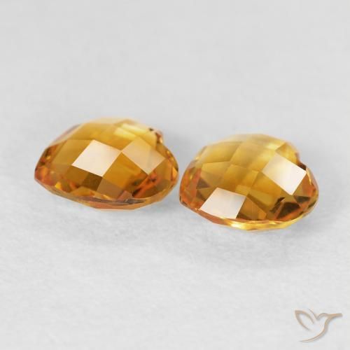 Shop natural 1.29ct ミディアムオレンジゴールド シトリン gems, 心臓, from ブラジル at GemSelect. In stock, global shipping!