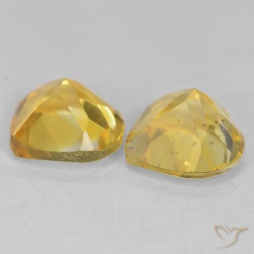 Shop natural 1.40ct 明るいゴールド シトリン gems, 心臓, from ブラジル at GemSelect. In stock, global shipping!