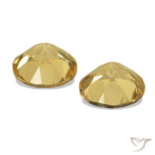 Shop natural 2.29ct 薄いゴールデンイエロー シトリン gems, ラウンドカット, from ブラジル at GemSelect. In stock, global shipping!