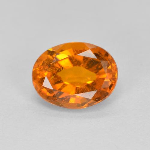 1.38カラットの天然ミディアムオレンジクリノヒューマイト（7.7×6 mm・オーバルカット）