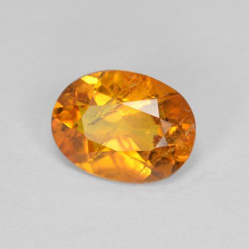 1.26カラットの天然アンバーオレンジクリノヒューマイト（8.1×6 mm・オーバルカット）