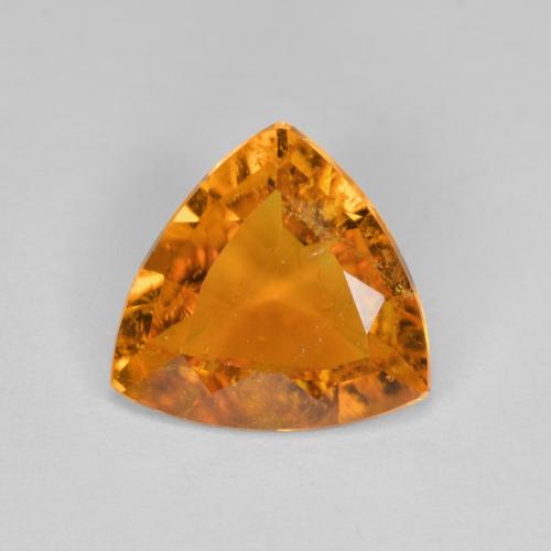 1.45カラットの天然鮮やかなオレンジクリノヒューマイト（8.2×7.9 mm・トリリアント）