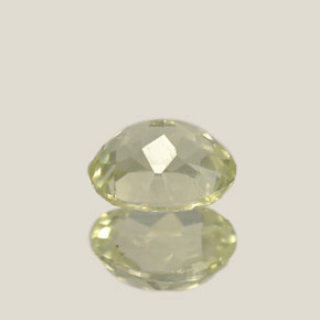 0.99カラットの天然グリーン/ピンクカラーチェンジダイアスポア（6.6×5.3 mm・オーバルカット）
