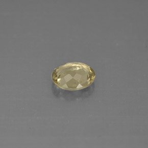 0.71カラットの天然グリーン/ピンクカラーチェンジダイアスポア（6.2×5.4 mm・オーバルカット）