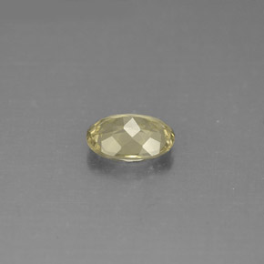 0.78カラットの天然グリーン/ピンクカラーチェンジダイアスポア（7.1×5.1 mm・オーバルカット）