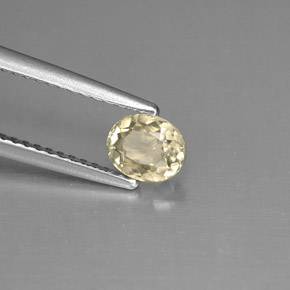 0.63カラットの天然グリーン/ピンクカラーチェンジダイアスポア（5.6×4.6 mm・オーバルカット）