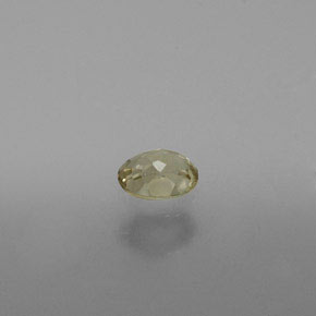 0.32カラットの天然グリーン/ピンクカラーチェンジダイアスポア（4.7×3.7 mm・オーバルカット）