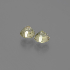 自然派の商品を探す ct グリーン/ピンク カラーチェンジダイアスポア 宝石, ラウンドカット, トルコ からGemSelectで. 在庫あり、世界各国へ発送!