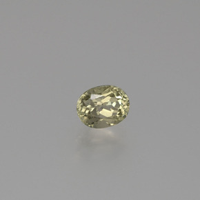 0.60カラットの天然グリーン/ピンクカラーチェンジダイアスポア（5.5×4.3 mm・オーバルカット）