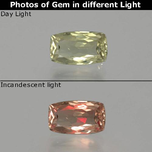 1.02カラットの天然薄いイエロー色が変わるダイアスポア、クッションカット、VS-SI