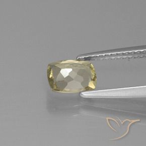 0.92カラットの天然ライトイエロー色が変わるダイアスポア、クッション、VS-SI