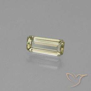 1.03カラットの天然非常に薄い黄色色が変わるダイアスポア、八角形 / エメラルドカット、VVS-VS