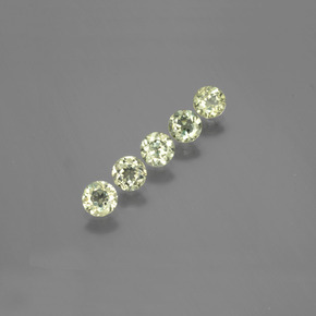 自然派の商品を探す ct グリーン/ピンク 色が変わるダイアスポア 宝石, ラウンドカット, トルコ からGemSelectで. 在庫あり、世界各国へ発送!