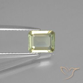 0.90カラットの天然薄いイエロー色が変わるダイアスポア、八角形 / エメラルドカット、VVS-VS