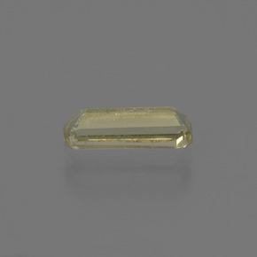 0.81カラットの天然グリーン/ピンクカラーチェンジダイアスポア（8.8×3.2 mm・エメラルドカット）